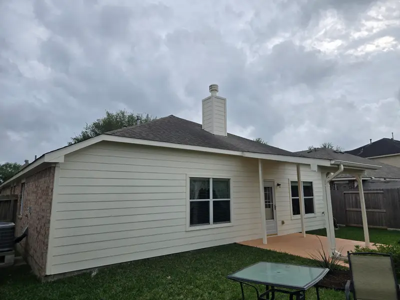 Painting project in Houston, TX — Detail Construction project 13